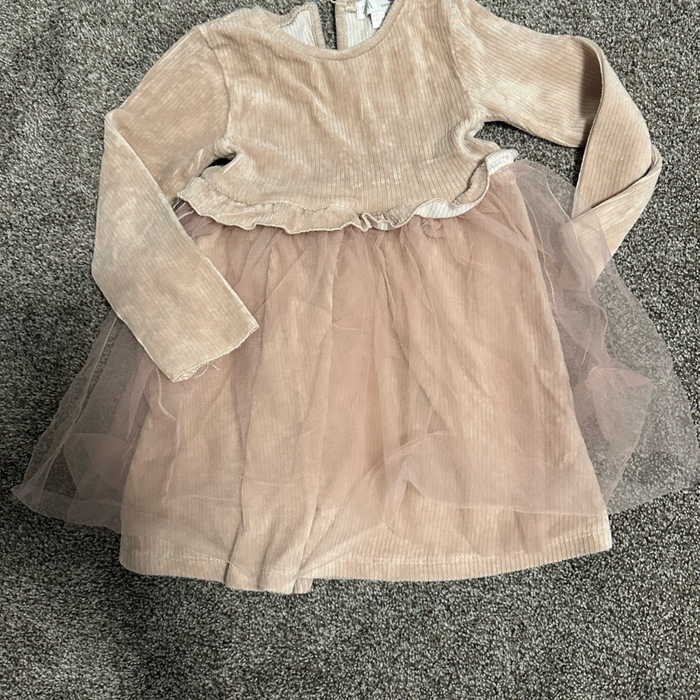 Girl dress
